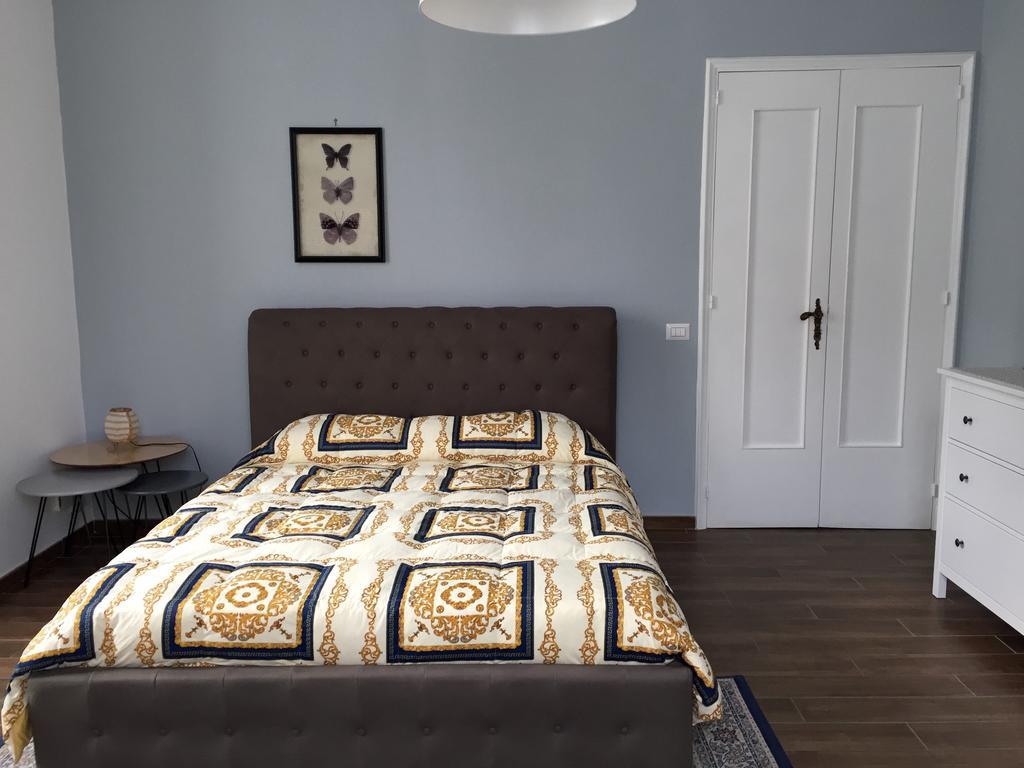 Casa Mimmi B&B เนเปิลส์ ภายนอก รูปภาพ